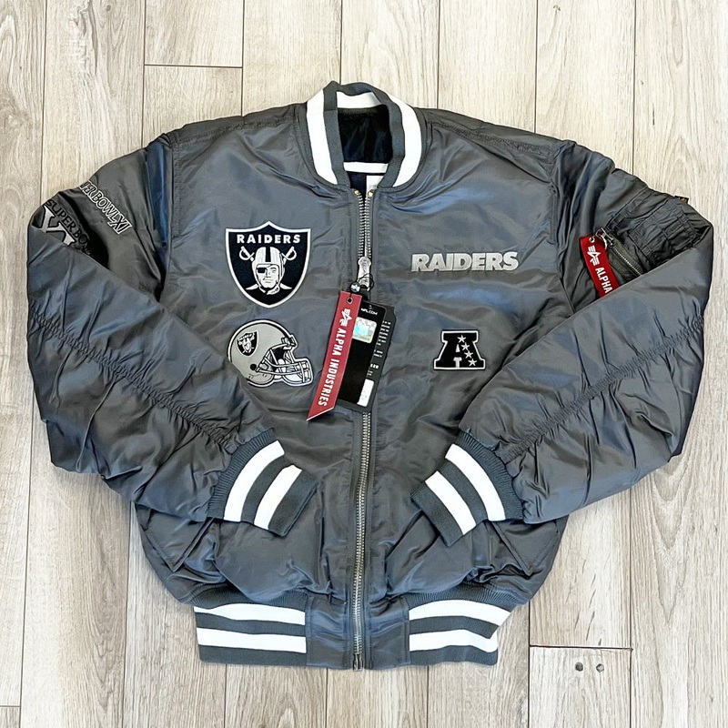 Oakland Raiders New Era Cap X Alpha Industries EXCLUSIVE Bomber Jacket (Team Color) Size M