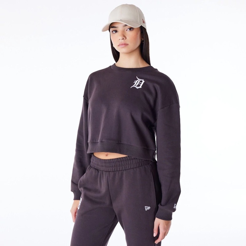Detroit Tigers Womens MLB League Essential Dark Brown Crop Crew Neck Sweatshirt XS