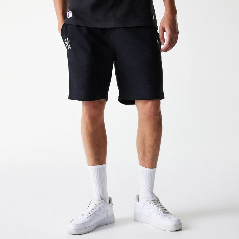 New York Yankees MLB League Essential French Terry Black Shorts XS
