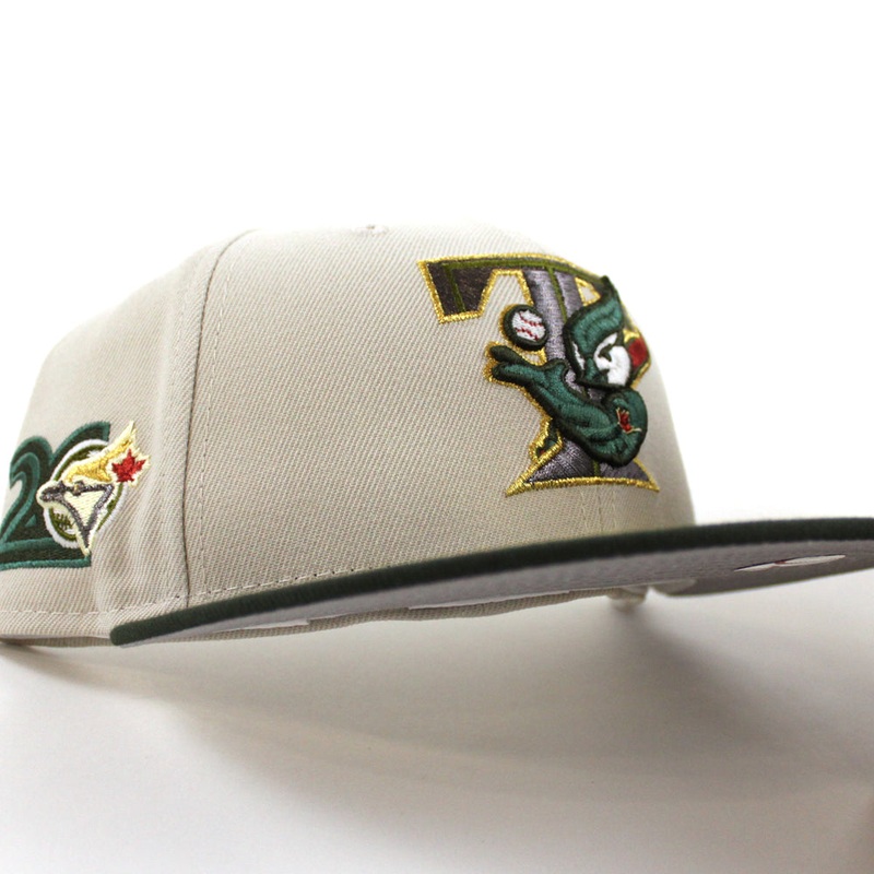 Toronto Blue Jays 20 Years New Era 59Fifty Fitted Hat (Stone Gray Seaweed Green Gray Under Brim) 7