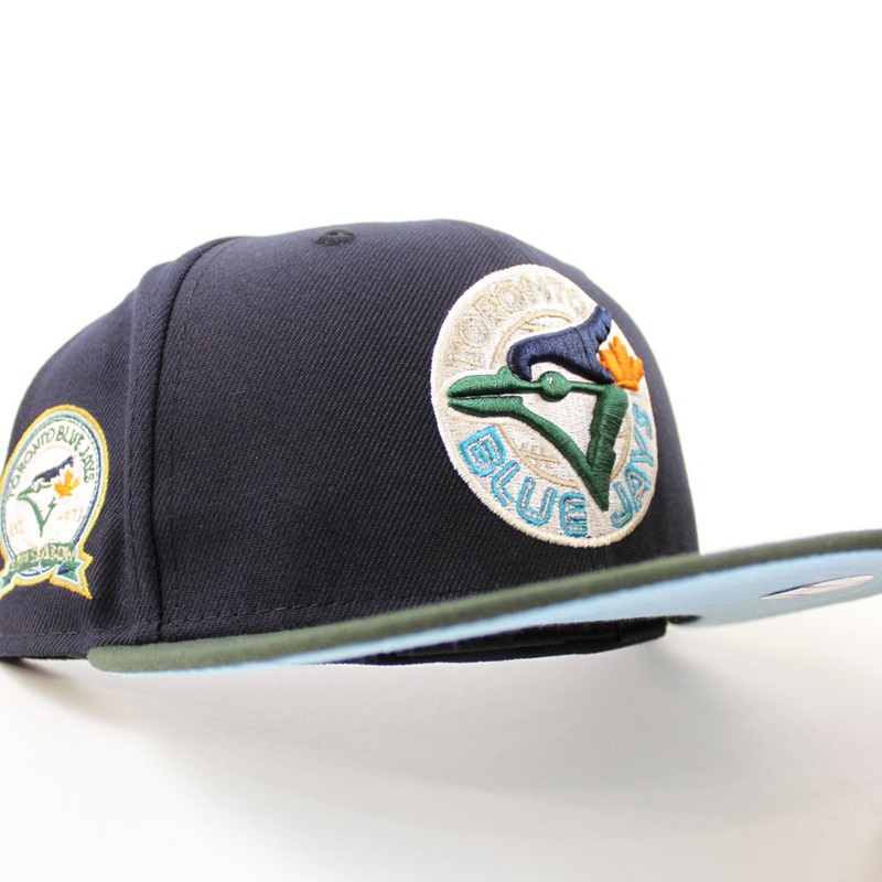 Toronto Blue Jays 40TH ANNIVERSARY New Era 59Fifty Fitted Hat (Navy Seaweed Doscientos Blue Under Brim) 7