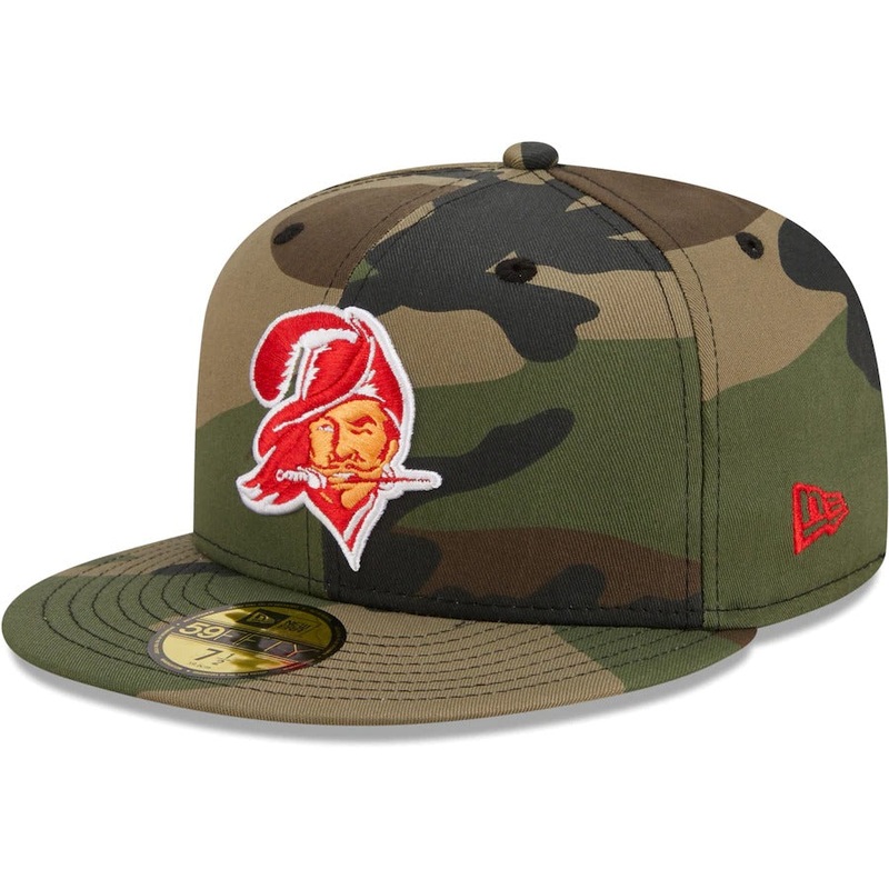 New Era Tampa Bay Buccaneers Camo Historic Woodland 59FIFTY Fitted Hat
