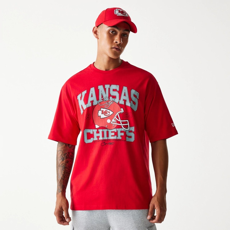Kansas City Chiefs NFL Helmet Red Oversized T-Shirt XS