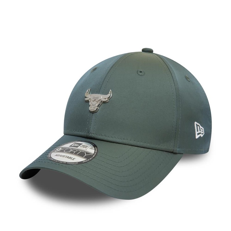 Chicago Bulls 9FORTY NBA Tech Green Cap One Size